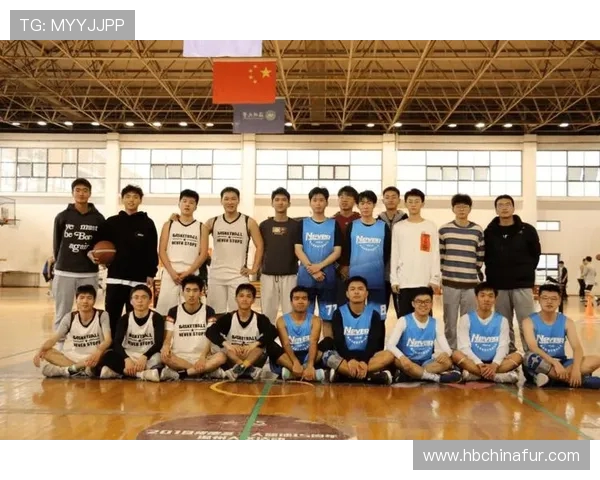 深圳篮球队在邀请赛中的团队协作表现分析与评价 深圳篮球队在邀请赛中的团队协作表现分析与评价