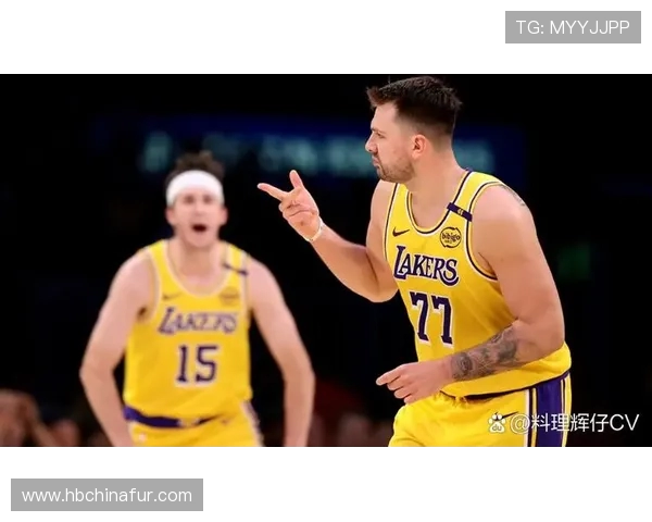 2015年NBA季后赛勇士对战鹈鹕精彩回顾与赛季分析