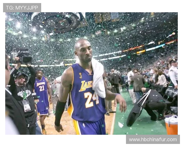 2010年NBA总决赛回顾魔术与湖人之间的激烈对决与精彩瞬间分析