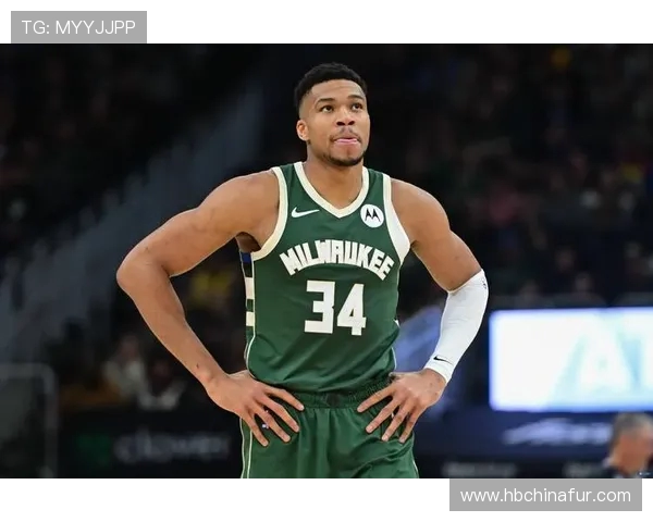 字母哥失控怒撕球衣雄鹿惨败后更衣室内爆发激烈冲突 字母哥失控怒撕球衣雄鹿惨败后更衣室内爆发激烈冲突