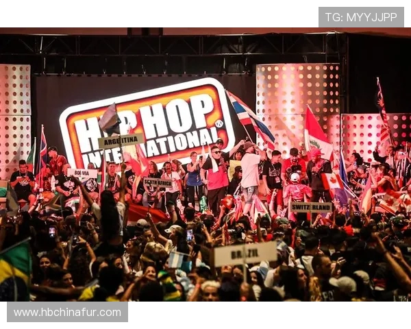 上海攀岩队在世界街舞大赛中的速度表现引发热议与赞赏 上海攀岩队在世界街舞大赛中的速度表现引发热议与赞赏