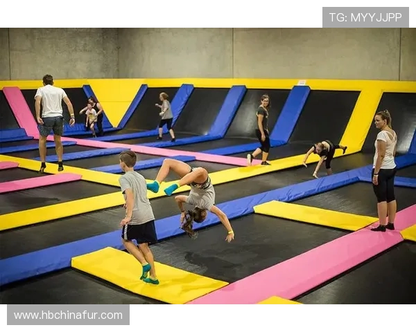 极限运动战术解析重庆极限运动队的防反体系与实战应用探讨